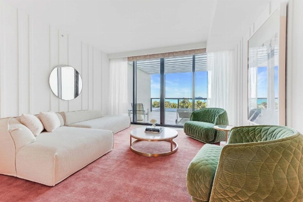 W South Beach image 11