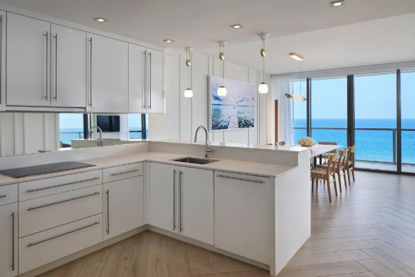 W South Beach image 25